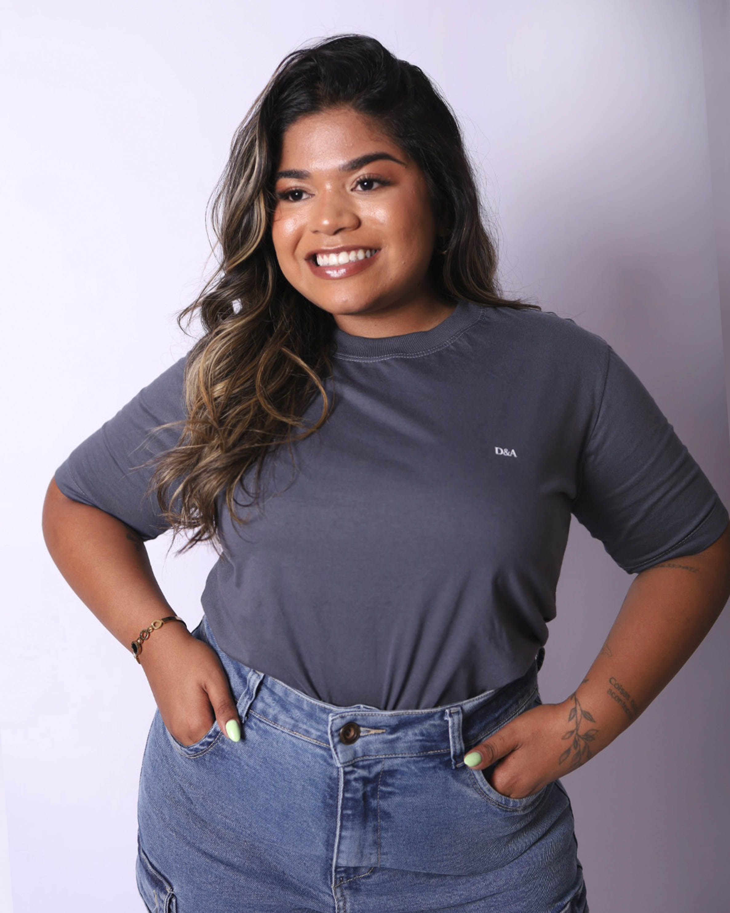 T-Shirt Básica Cinza - Plus Size