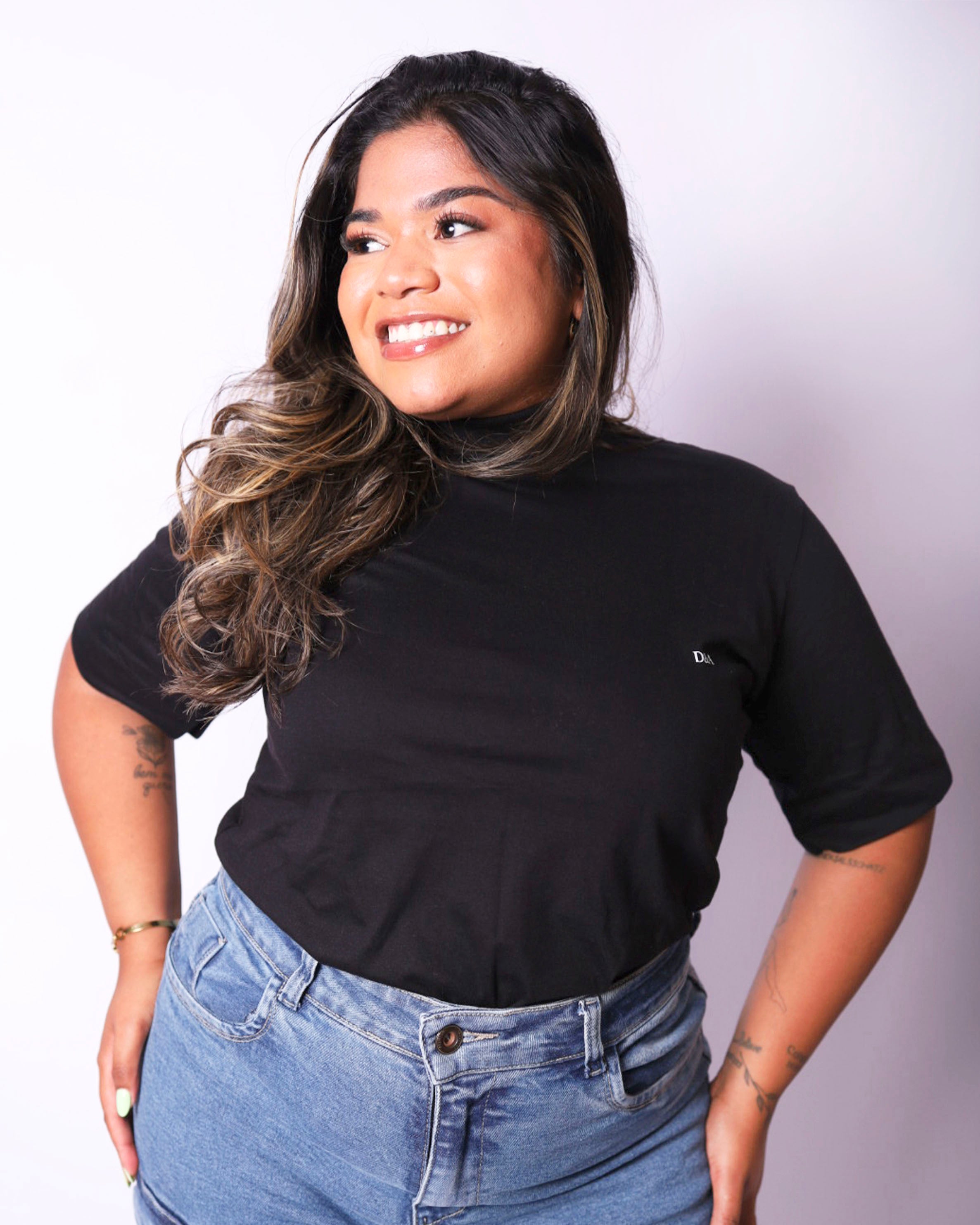 T-Shirt Gola Alta Preta - Plus Size